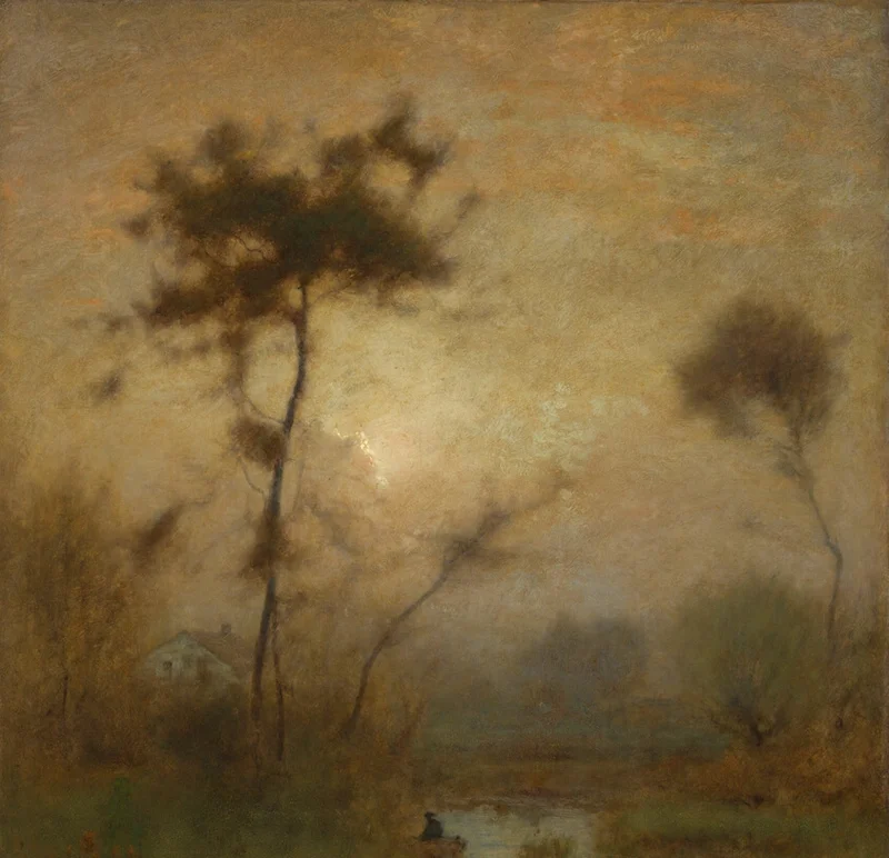 霧に包まれた銀色の空