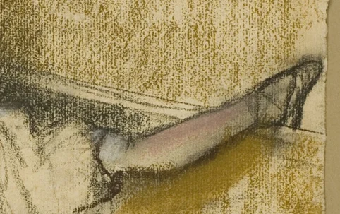 バーに上げられた右脚