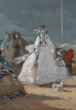 白いドレスを着た女性