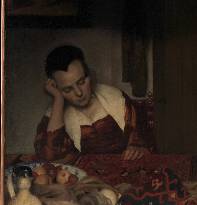 眠っているメイド